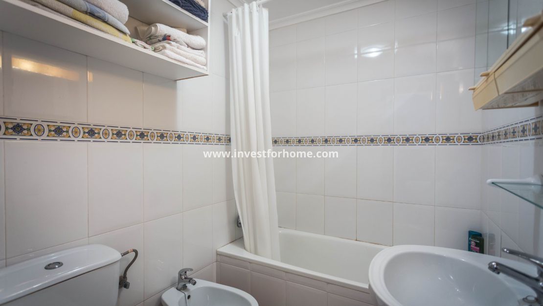 Sale - Apartment - Torrevieja - La Siesta-El Chaparral