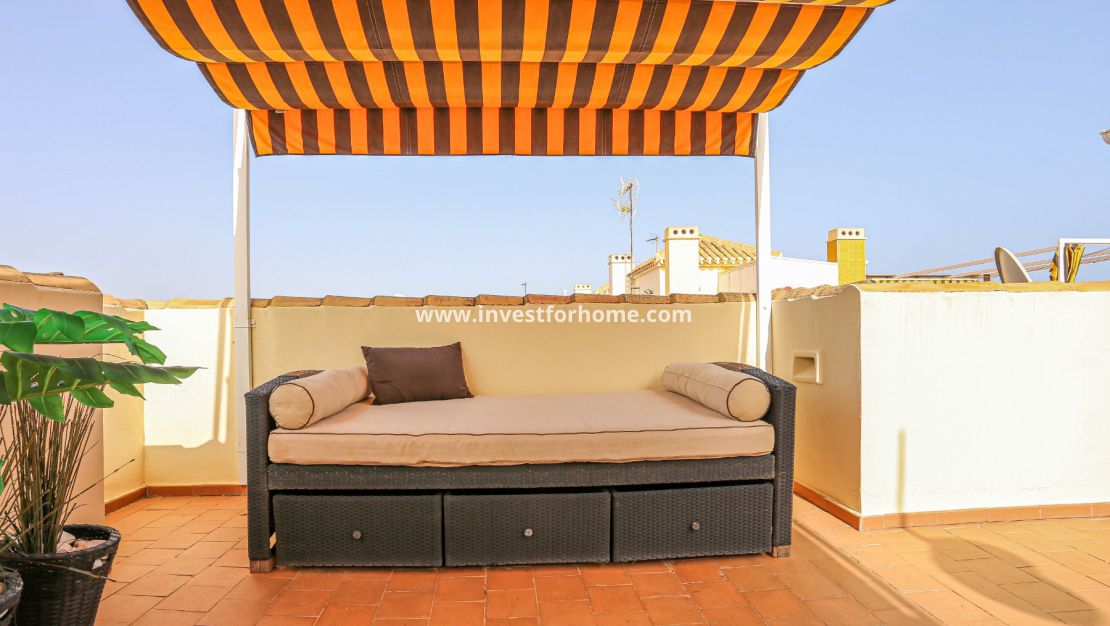 Sale - Apartment - Torrevieja - La Veleta