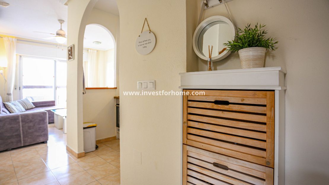 Sale - Apartment - Torrevieja - La Veleta