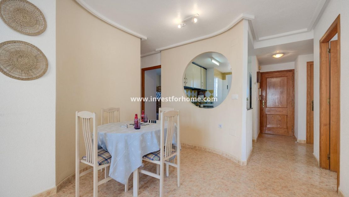 Sale - Apartment - Torrevieja - La Veleta