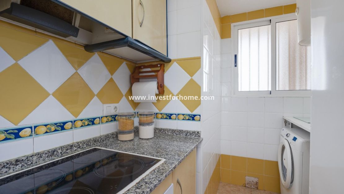 Sale - Apartment - Torrevieja - La Veleta