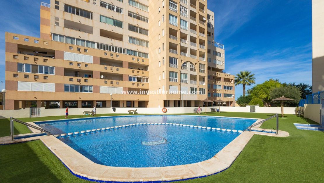Sale - Apartment - Torrevieja - La Veleta