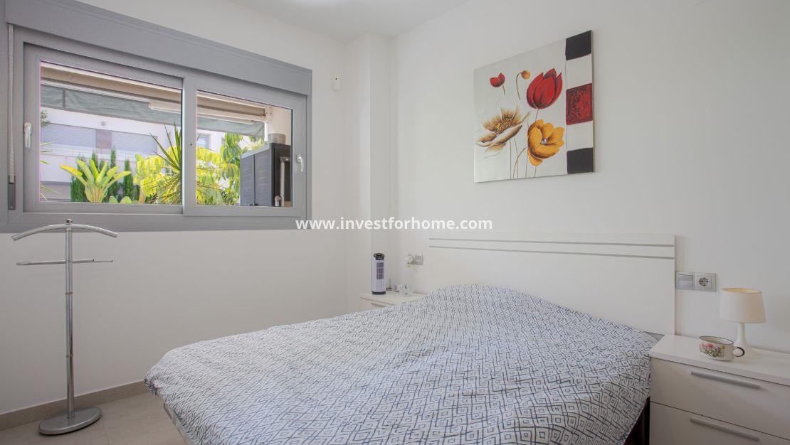 Sale - Apartment - Torrevieja - La Veleta