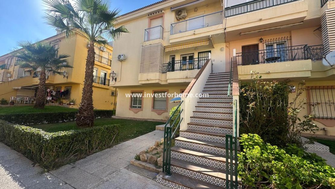 Sale - Apartment - Torrevieja - La Veleta