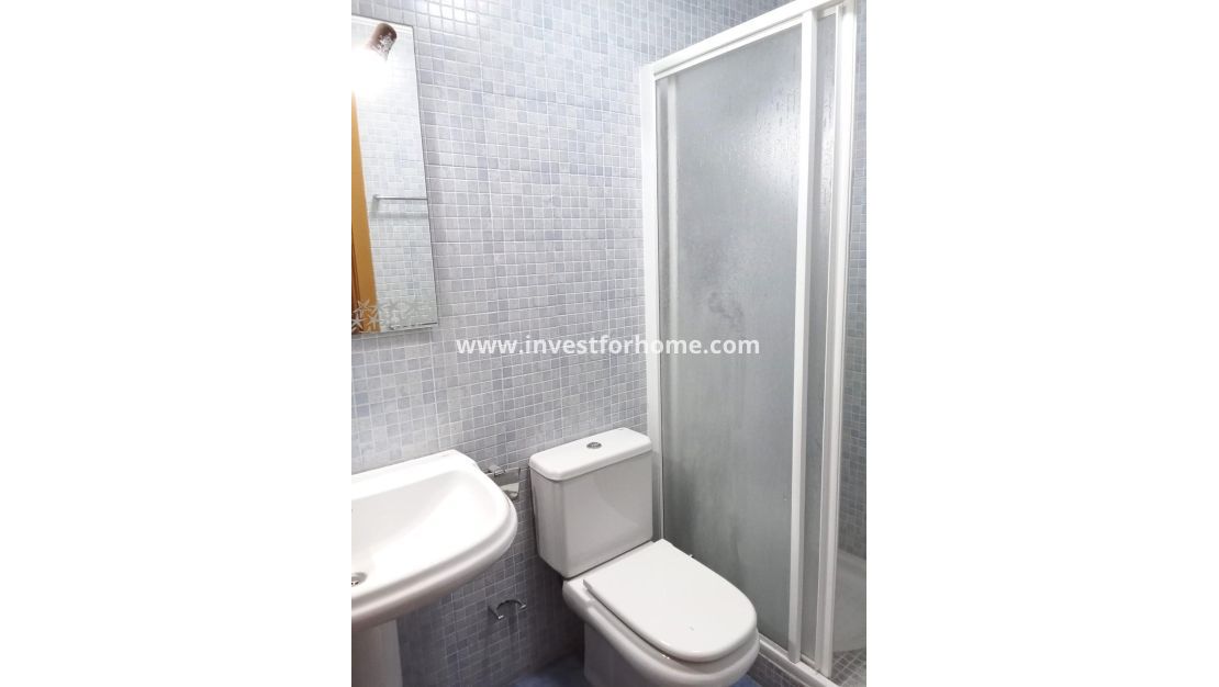 Sale - Apartment - Torrevieja - La Veleta
