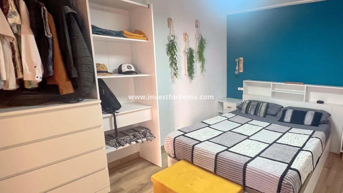 Sale - Apartment - Torrevieja - La Veleta