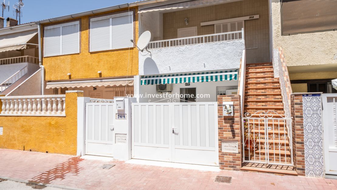 Sale - Apartment - Torrevieja - La Veleta