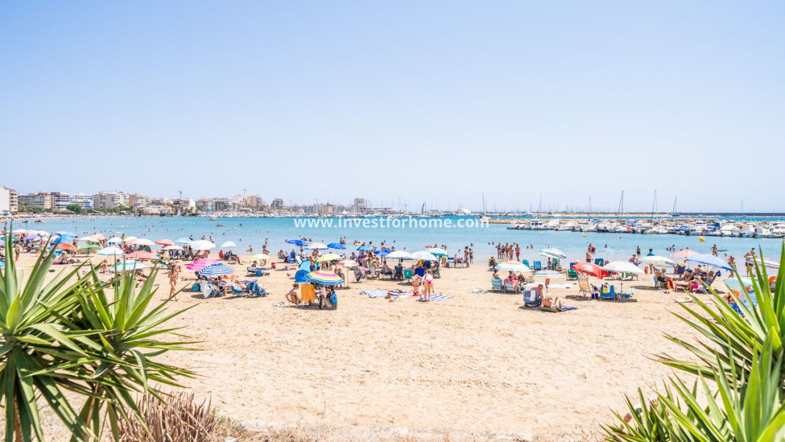 Sale - Apartment - Torrevieja - La Veleta