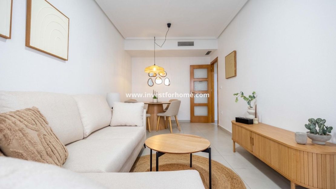 Sale - Apartment - Torrevieja - Las Calas