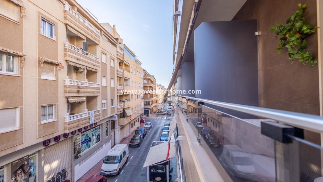Sale - Apartment - Torrevieja - Las Calas