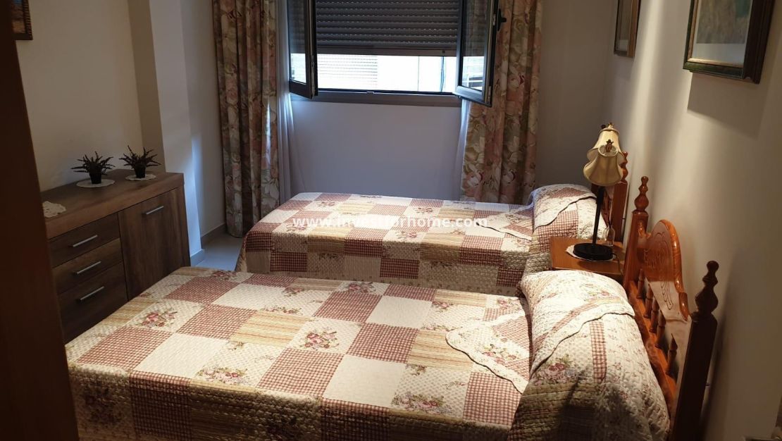 Sale - Apartment - Torrevieja - Las Piscinas Naturales