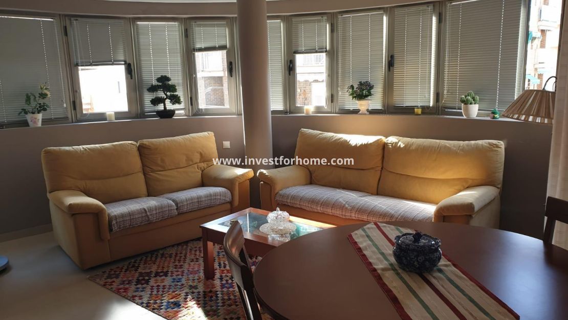 Sale - Apartment - Torrevieja - Las Piscinas Naturales