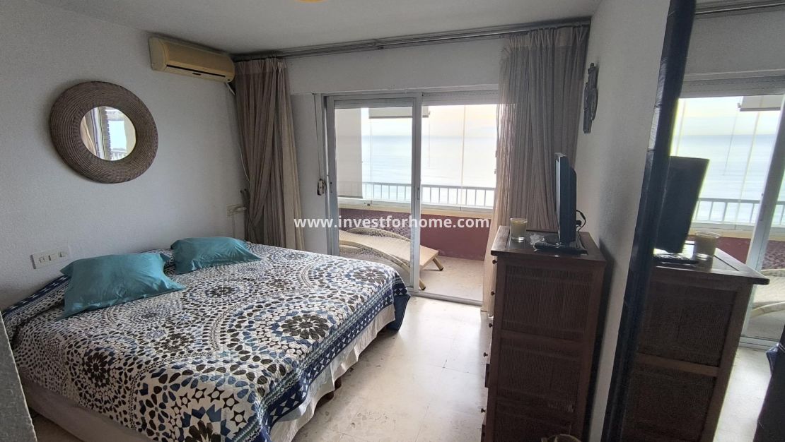 Sale - Apartment - Torrevieja - Las Piscinas Naturales