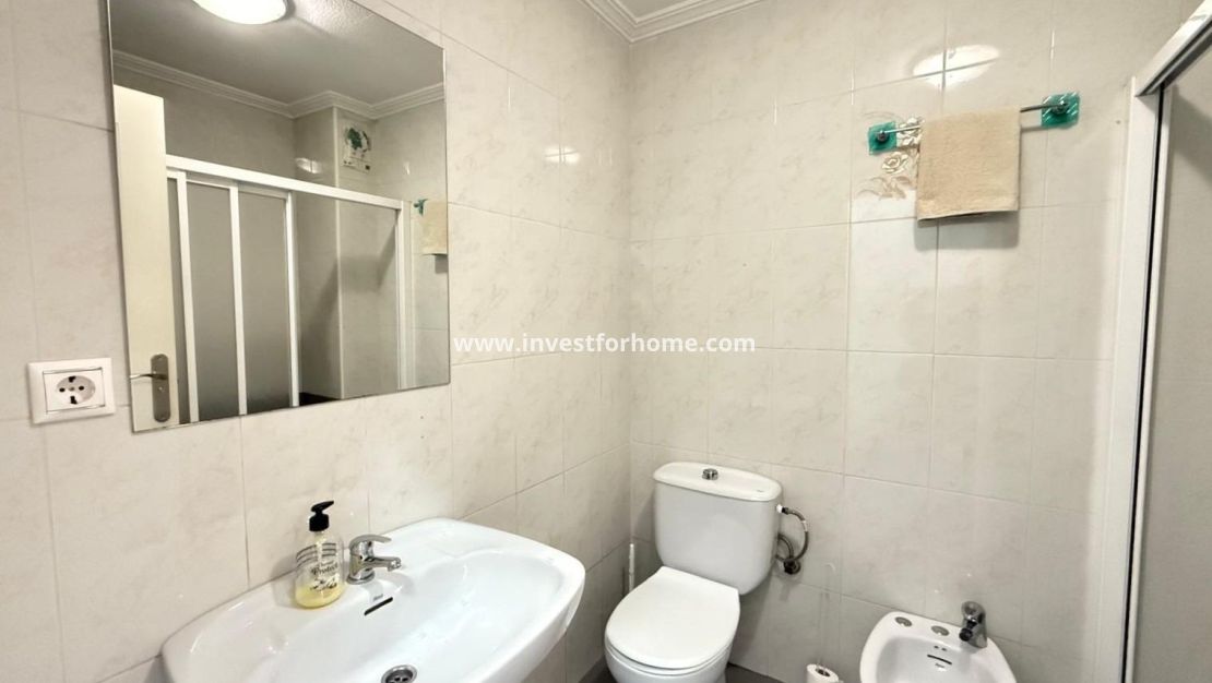 Sale - Apartment - Torrevieja - Las Piscinas Naturales