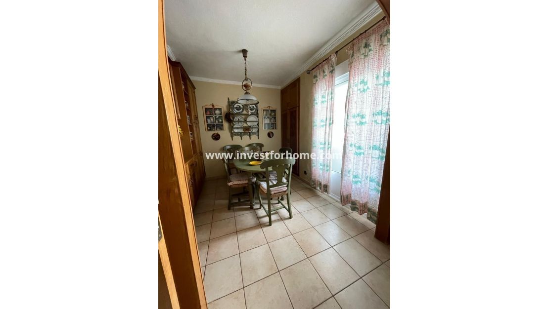 Sale - Apartment - Torrevieja - Las Piscinas Naturales