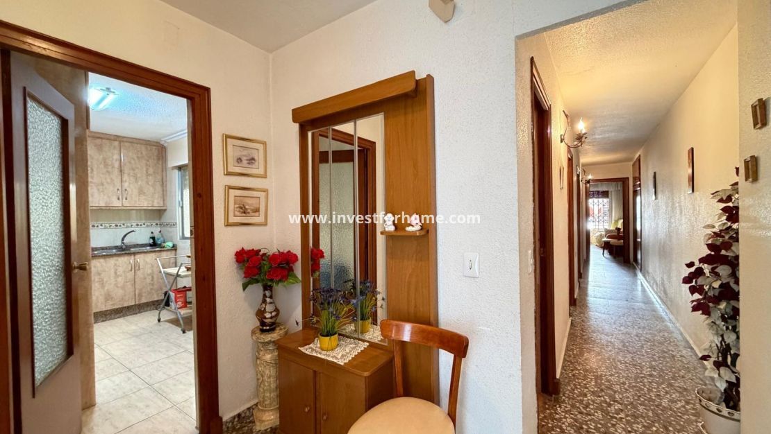 Sale - Apartment - Torrevieja - Las Piscinas Naturales