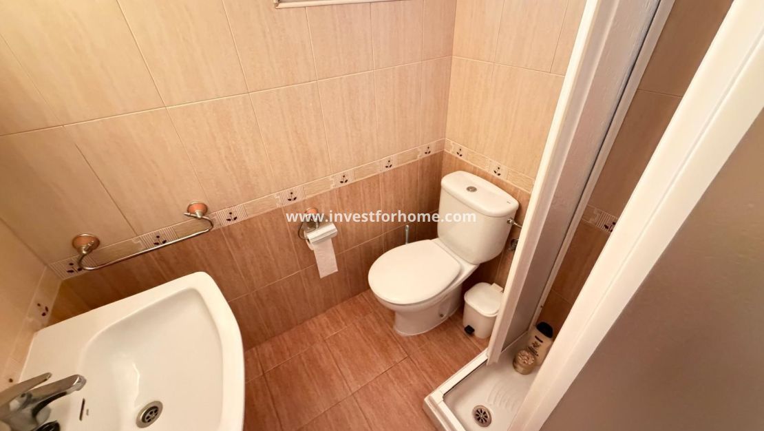 Sale - Apartment - Torrevieja - Las Piscinas Naturales