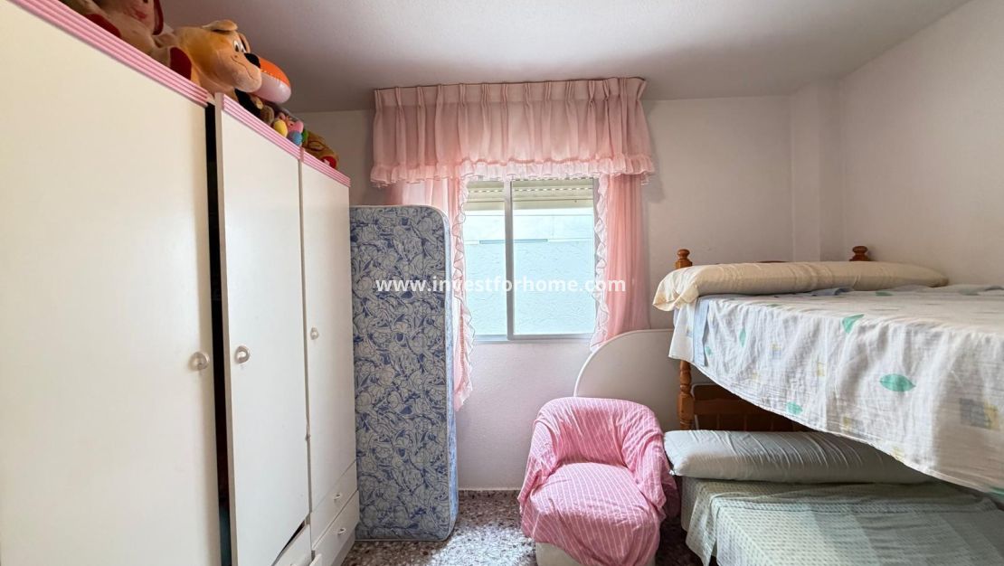 Sale - Apartment - Torrevieja - Las Piscinas Naturales