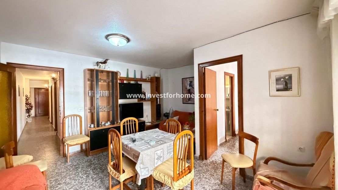 Sale - Apartment - Torrevieja - Las Piscinas Naturales