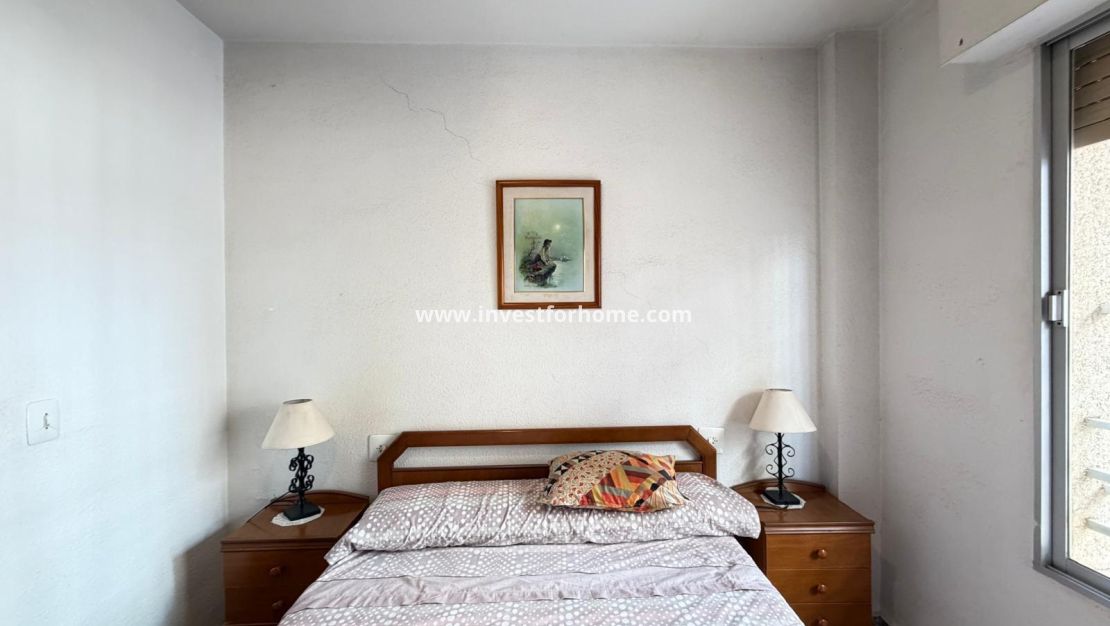 Sale - Apartment - Torrevieja - Las Piscinas Naturales