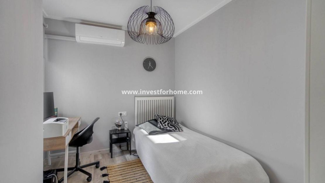 Sale - Apartment - Torrevieja - Los Balcones - Los Altos Del Edén