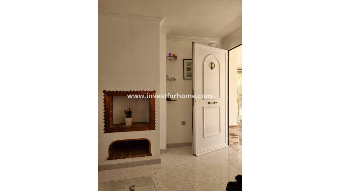 Sale - Apartment - Torrevieja - Los Balcones - Los Altos Del Edén