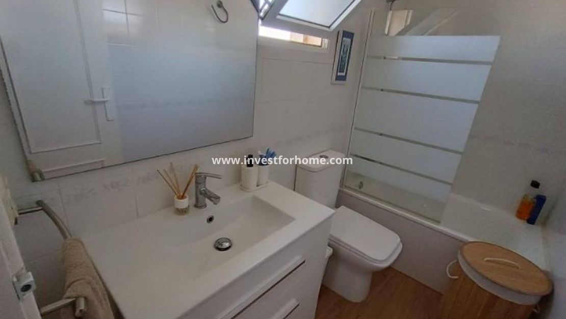 Sale - Apartment - Torrevieja - Los Balcones