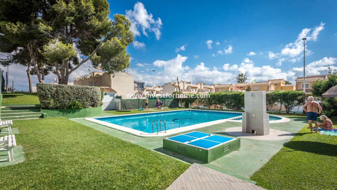 Sale - Apartment - Torrevieja - Los Balcones