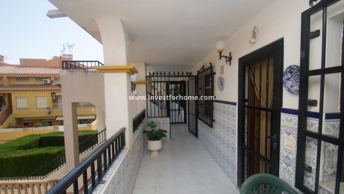 Sale - Apartment - Torrevieja - Mar Azul