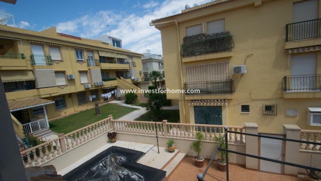Sale - Apartment - Torrevieja - Mar Azul