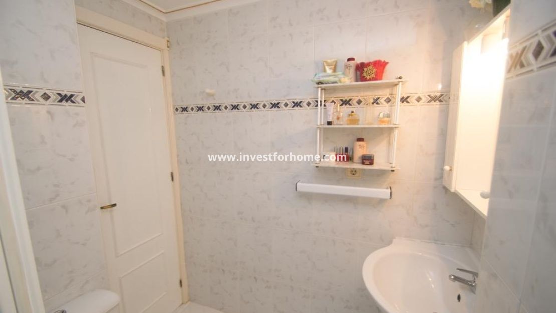 Sale - Apartment - Torrevieja - Mar Azul