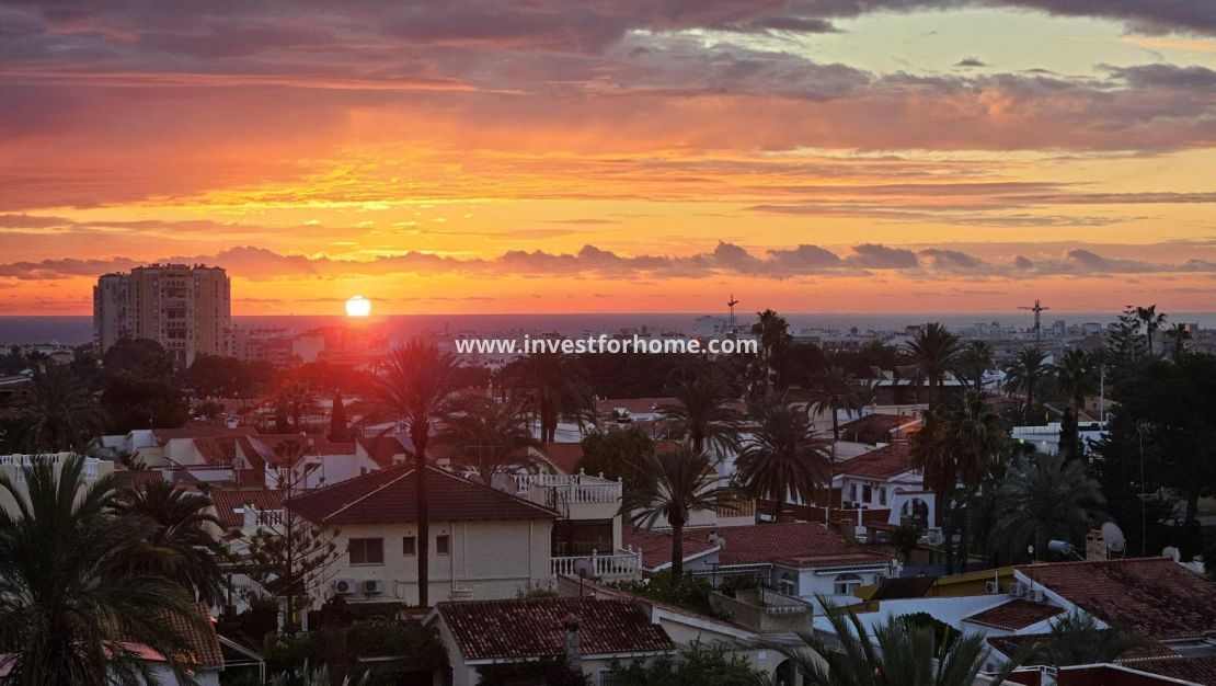 Sale - Apartment - Torrevieja - Nueva Torrevieja - Aguas Nuevas