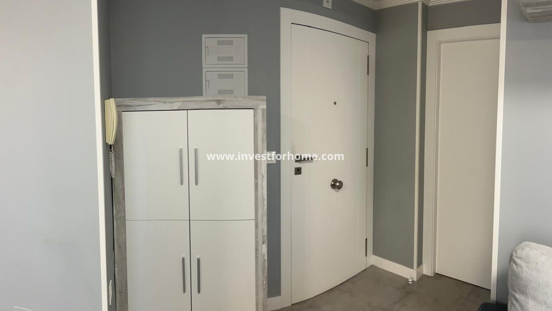 Sale - Apartment - Torrevieja - Nueva Torrevieja - Aguas Nuevas