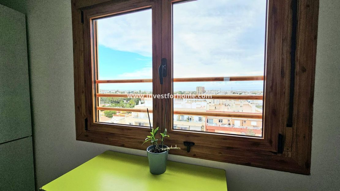 Sale - Apartment - Torrevieja - Nueva Torrevieja - Aguas Nuevas