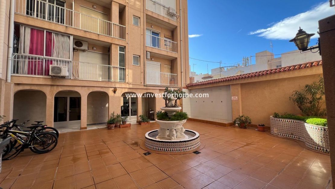 Sale - Apartment - Torrevieja - Nueva Torrevieja - Aguas Nuevas