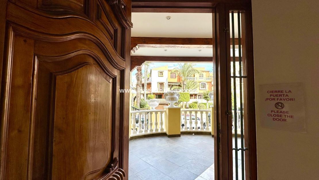 Sale - Apartment - Torrevieja - Nueva Torrevieja - Aguas Nuevas