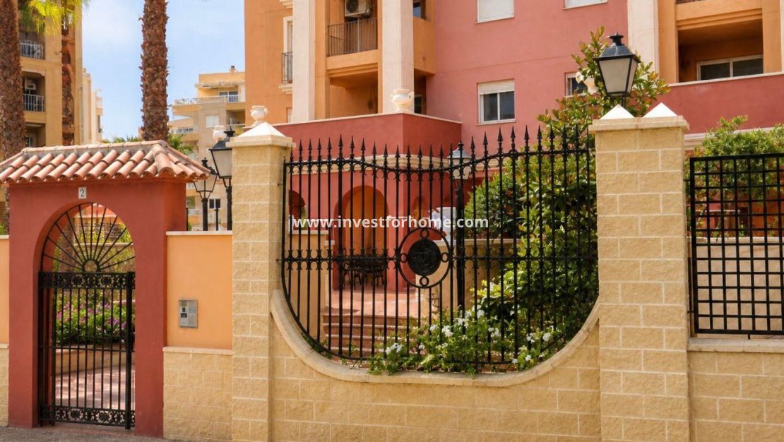 Sale - Apartment - Torrevieja - Nueva Torrevieja - Aguas Nuevas