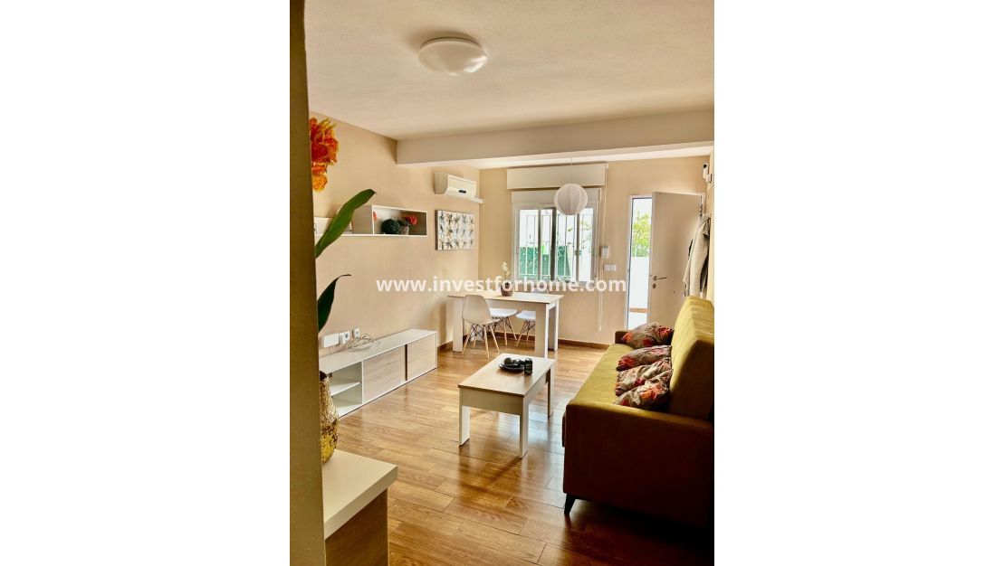 Sale - Apartment - Torrevieja - Nueva Torrevieja - Aguas Nuevas