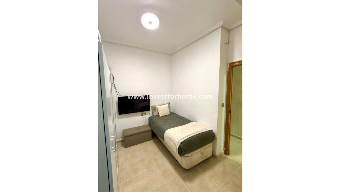 Sale - Apartment - Torrevieja - Nueva Torrevieja - Aguas Nuevas