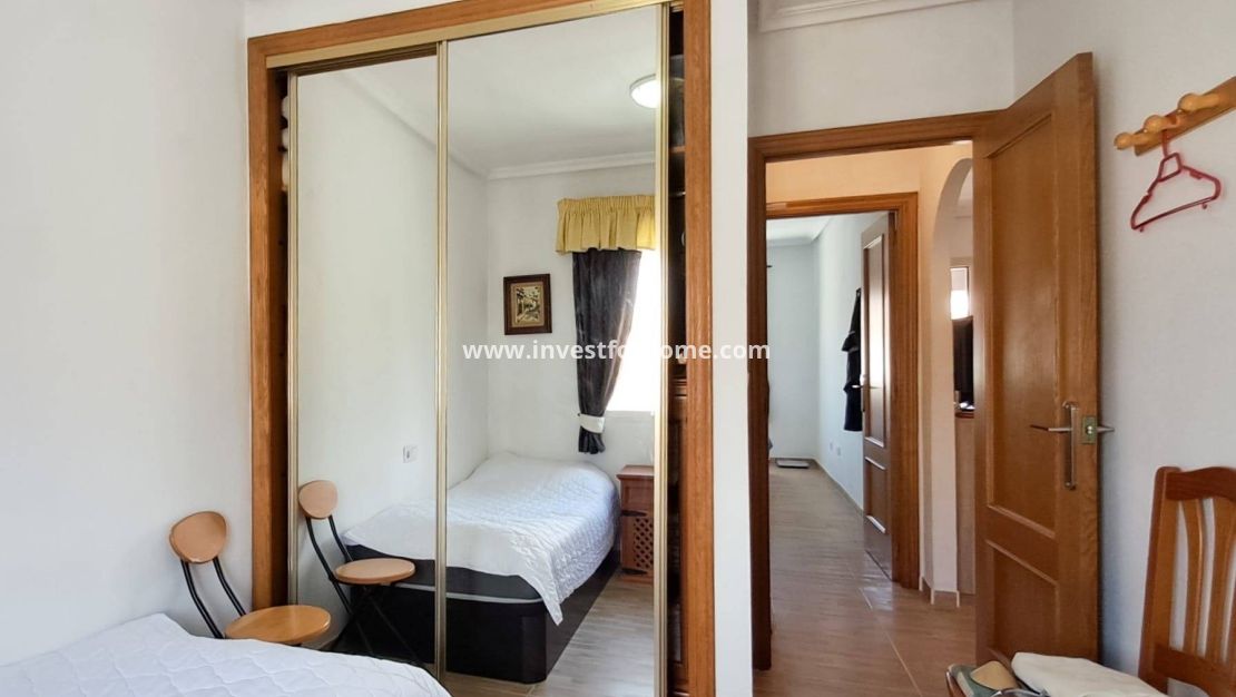 Sale - Apartment - Torrevieja - Parque Acuático - Sector 25