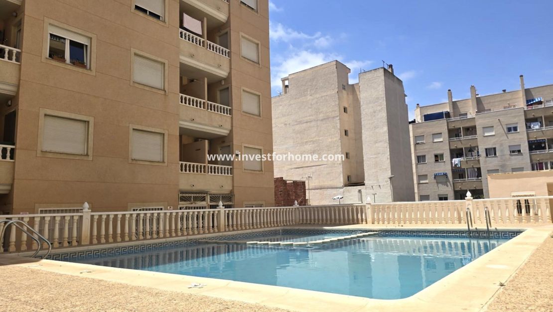 Sale - Apartment - Torrevieja - Parque Las Naciones