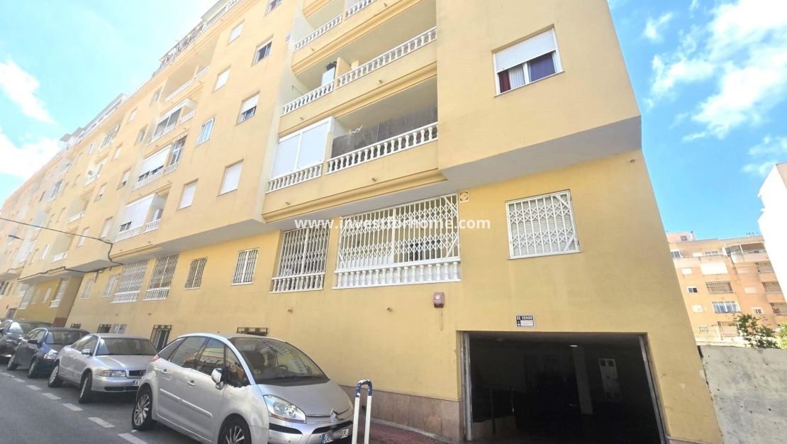 Sale - Apartment - Torrevieja - Parque Las Naciones