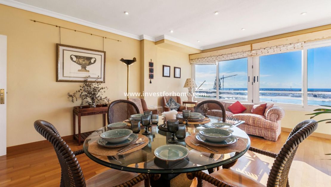 Sale - Apartment - Torrevieja - Piscinas naturales