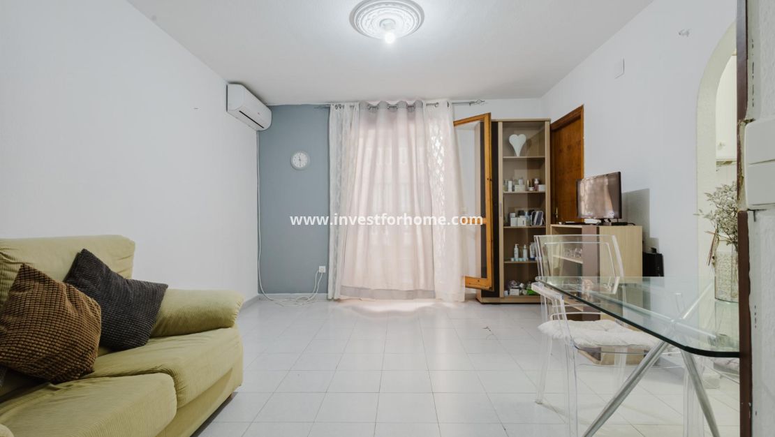 Sale - Apartment - Torrevieja - Playa de La Acequion