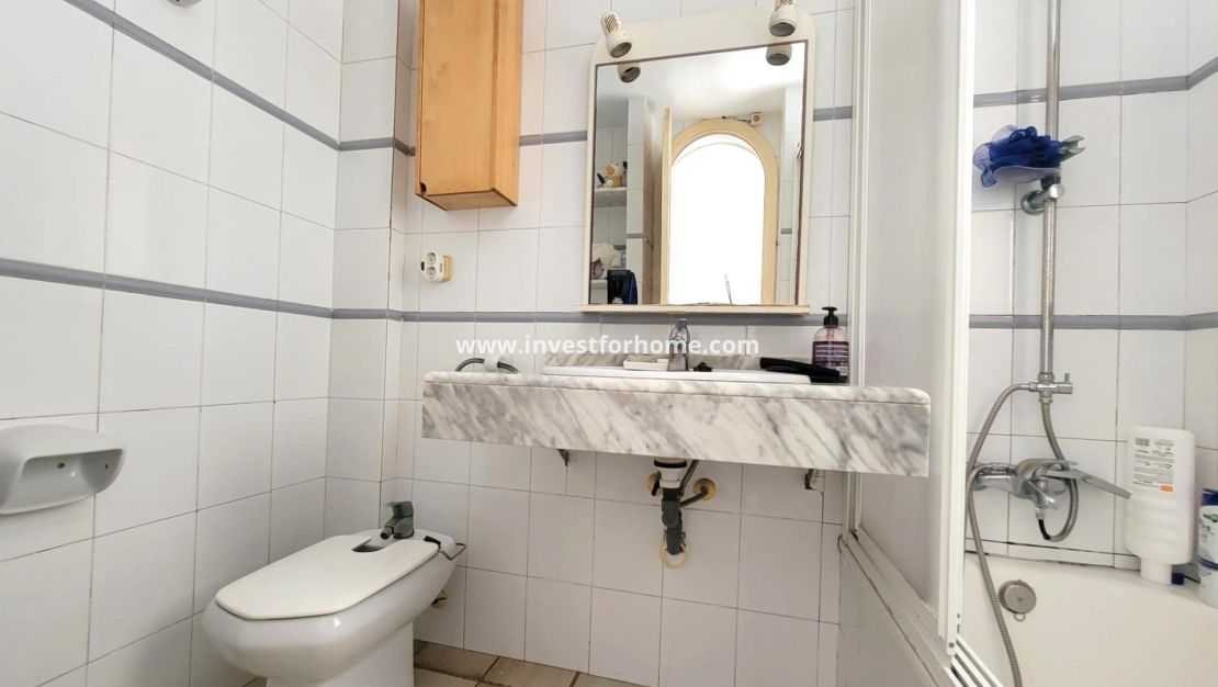 Sale - Apartment - Torrevieja - Playa De La Mata