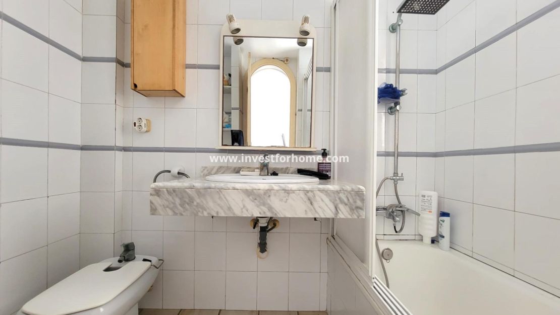 Sale - Apartment - Torrevieja - Playa De La Mata