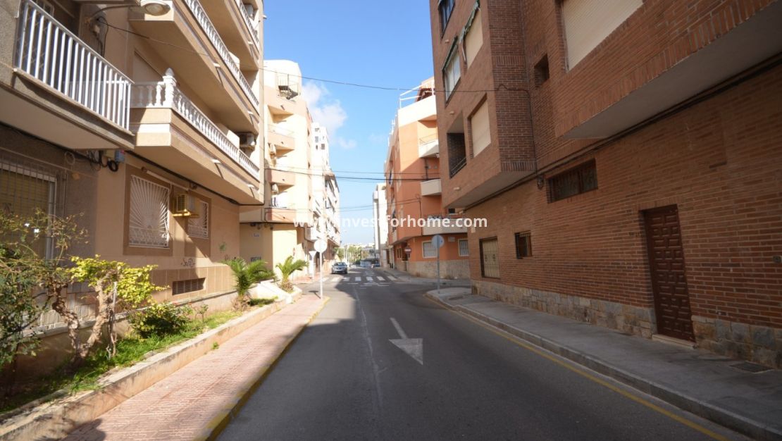 Sale - Apartment - Torrevieja - Playa de los Locos