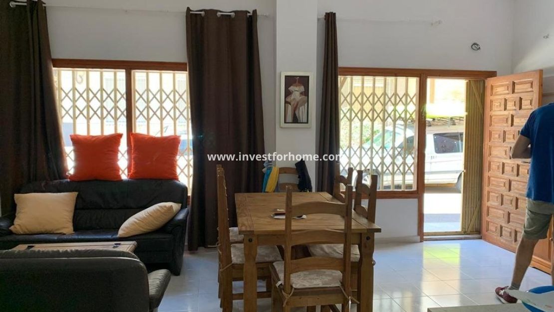 Sale - Apartment - Torrevieja - Playa de los Locos