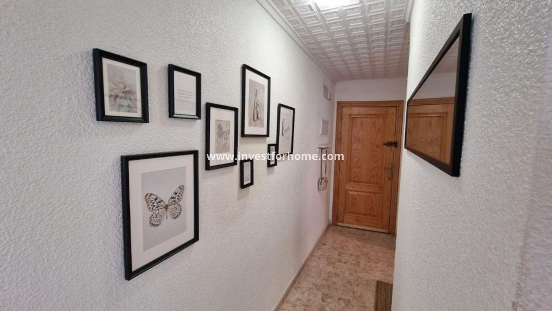 Sale - Apartment - Torrevieja - Playa de los Locos