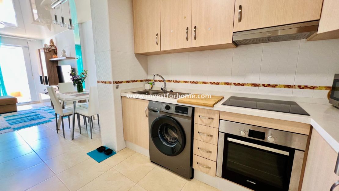 Sale - Apartment - Torrevieja - Playa de los Locos